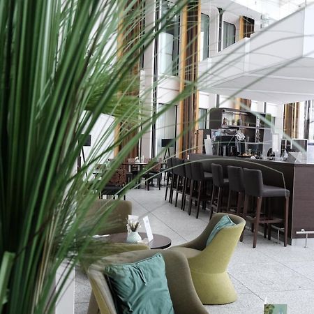 Webers - Das Hotel Im Ruhrturm Ессен Екстер'єр фото