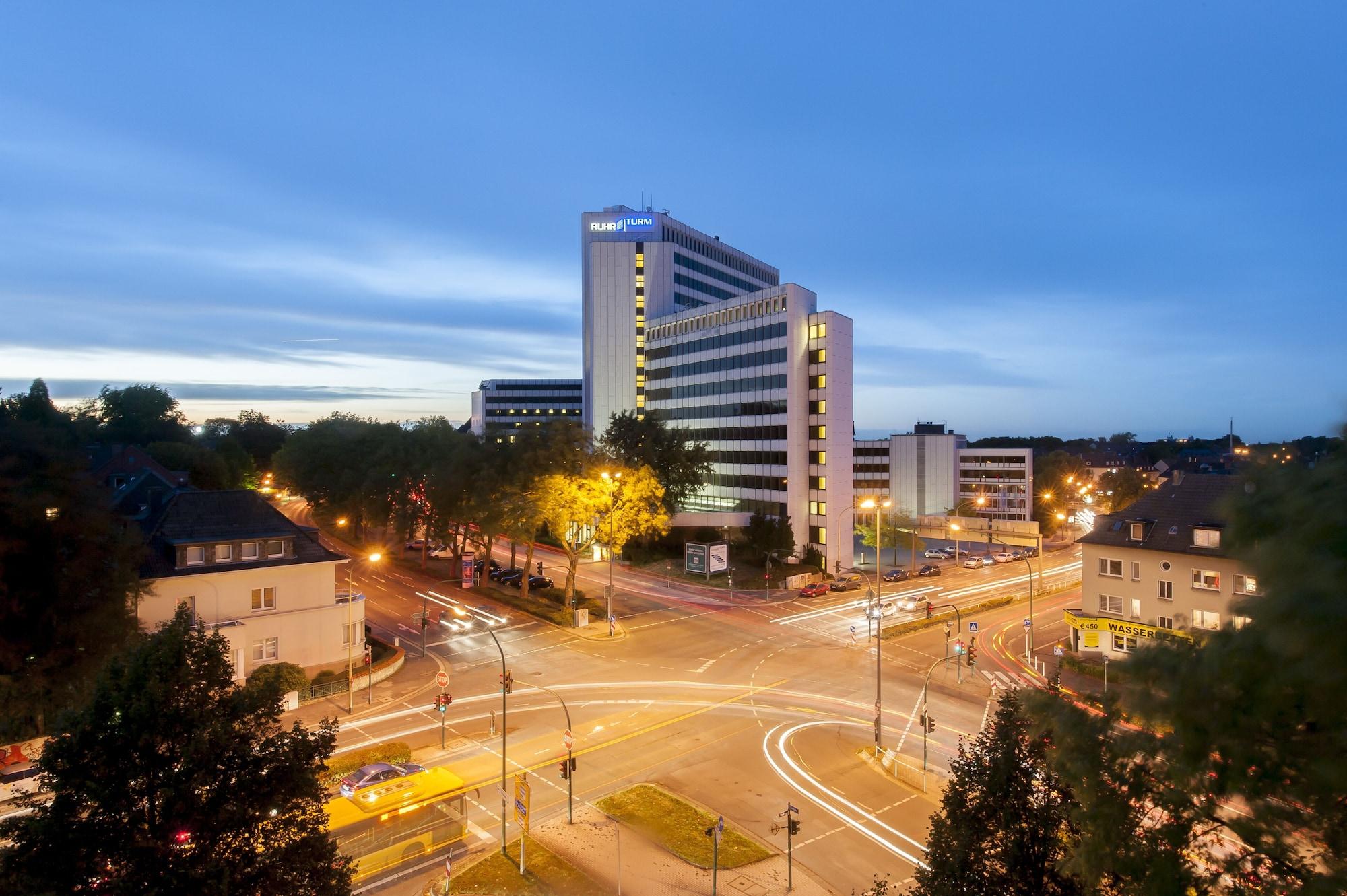 Webers - Das Hotel Im Ruhrturm Ессен Екстер'єр фото