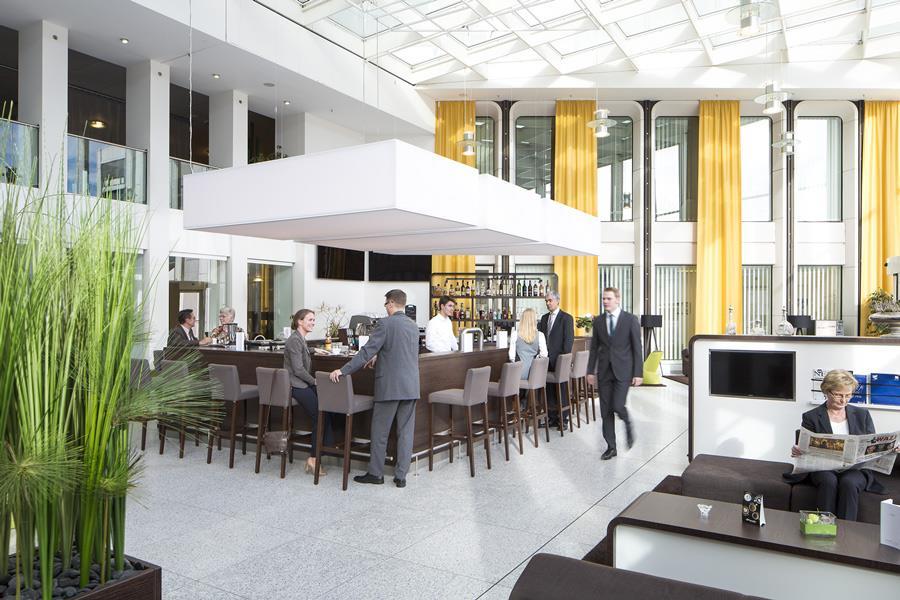 Webers - Das Hotel Im Ruhrturm Ессен Ресторан фото