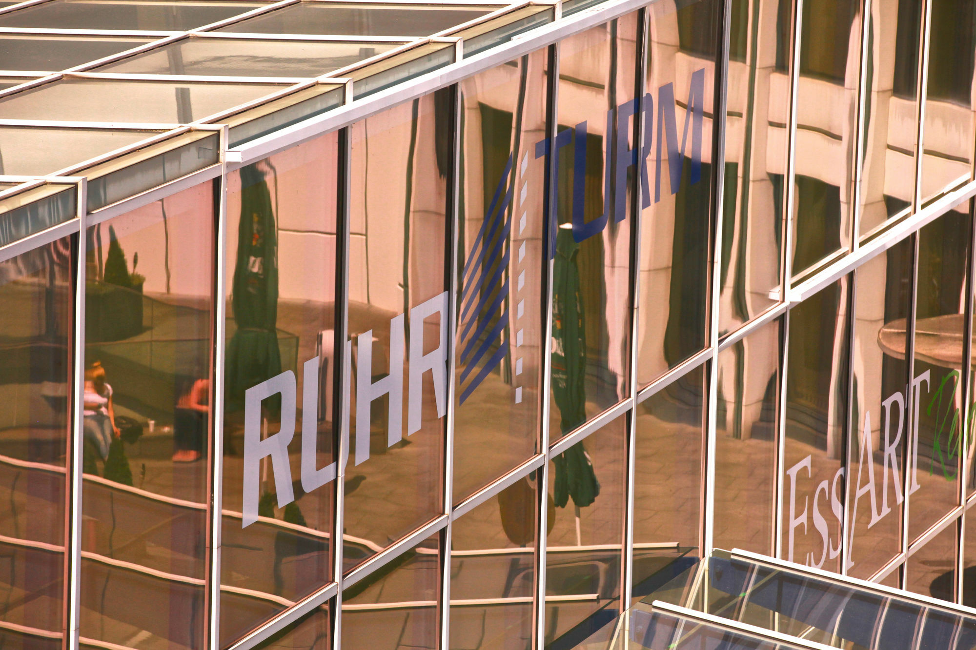 Webers - Das Hotel Im Ruhrturm Ессен Екстер'єр фото